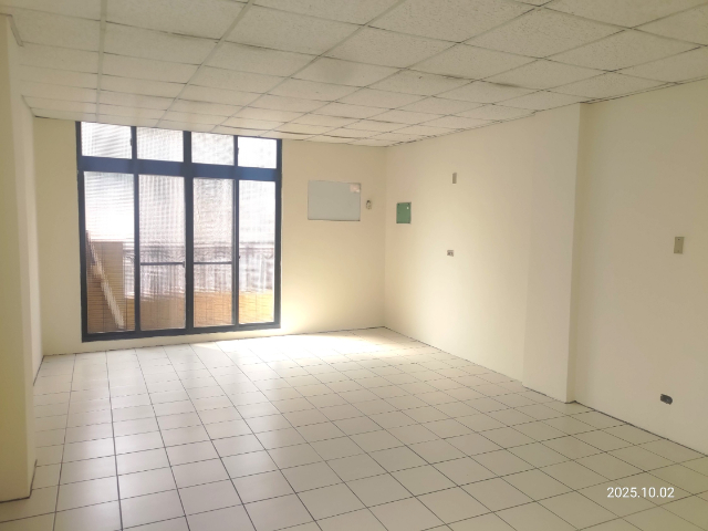 民生國小旁整棟黃金店面,彰化縣彰化市長壽街