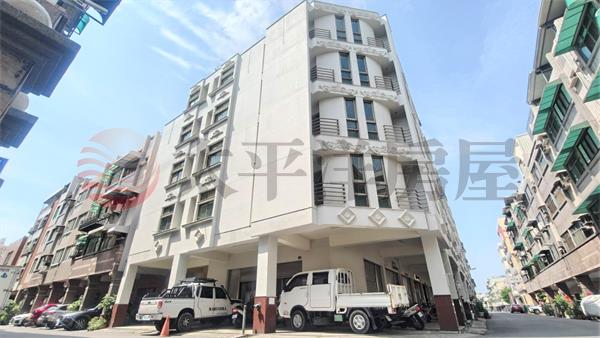 信義學區邊間地47坪豪店墅,彰化縣彰化市崙平南路