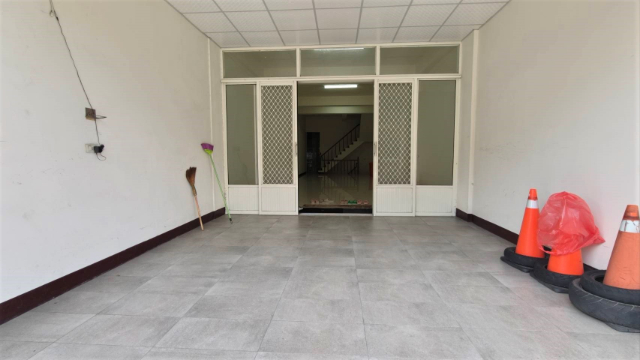 正金馬路店住,彰化縣彰化市金馬路三段