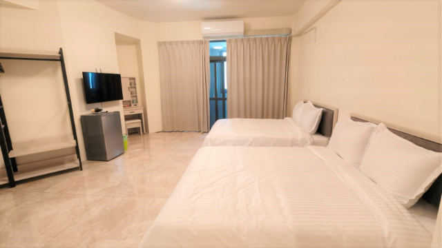 鹿港電梯邊間3年美店墅,彰化縣鹿港鎮頂草路四段